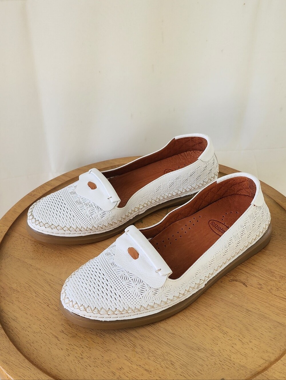 Cools 21 Women’s White Woven Slip-On Loafers